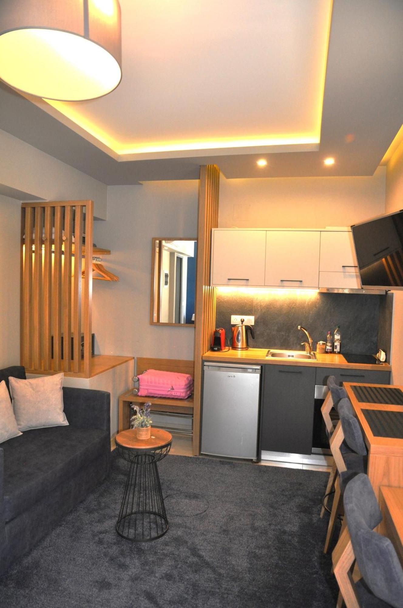 MIRMA CITY studio&apartment La Canea Esterno foto